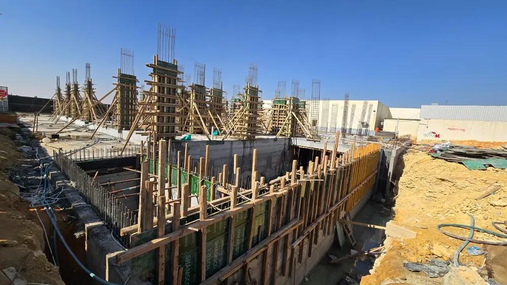 أعمال تأسيس وشدات قبو خرساني لمشروع بناء في الرياض - مقاول هدم وبناء الرياض